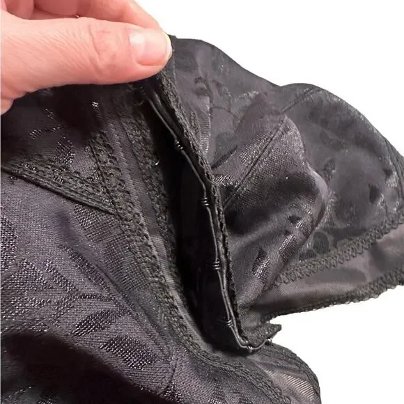 Playtex 18 Hour Wire Free Front Closure Black Bra Size 40DD - Picture 3 of 4